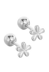 dazzling silver daisy flower baby stud earrings